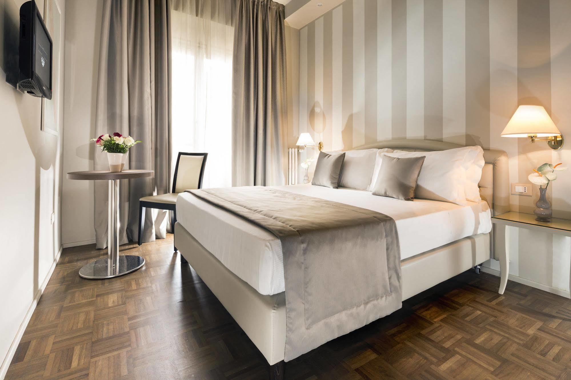 Hotel Vittoria Faenza Ngoại thất bức ảnh